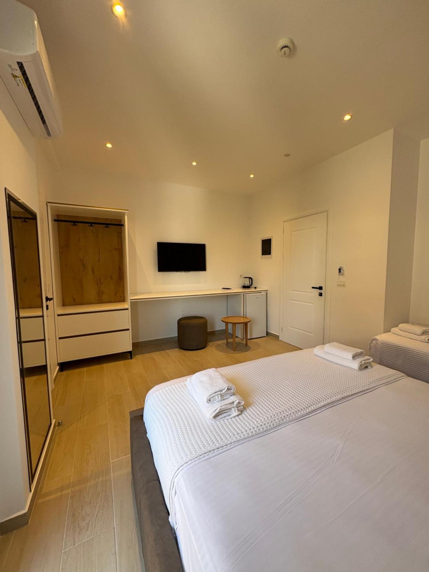 Xhonis Apartments Ksamil Eksteriør bilde