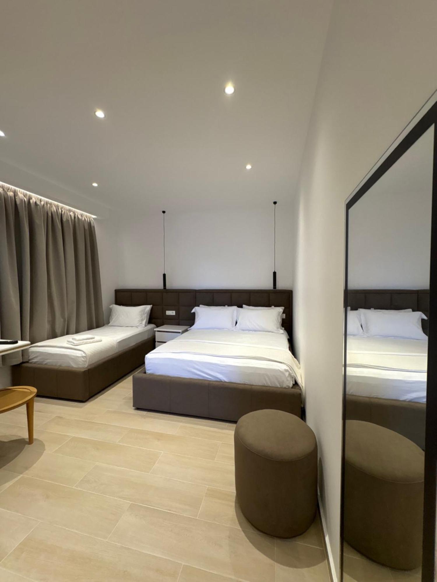 Xhonis Apartments Ksamil Eksteriør bilde