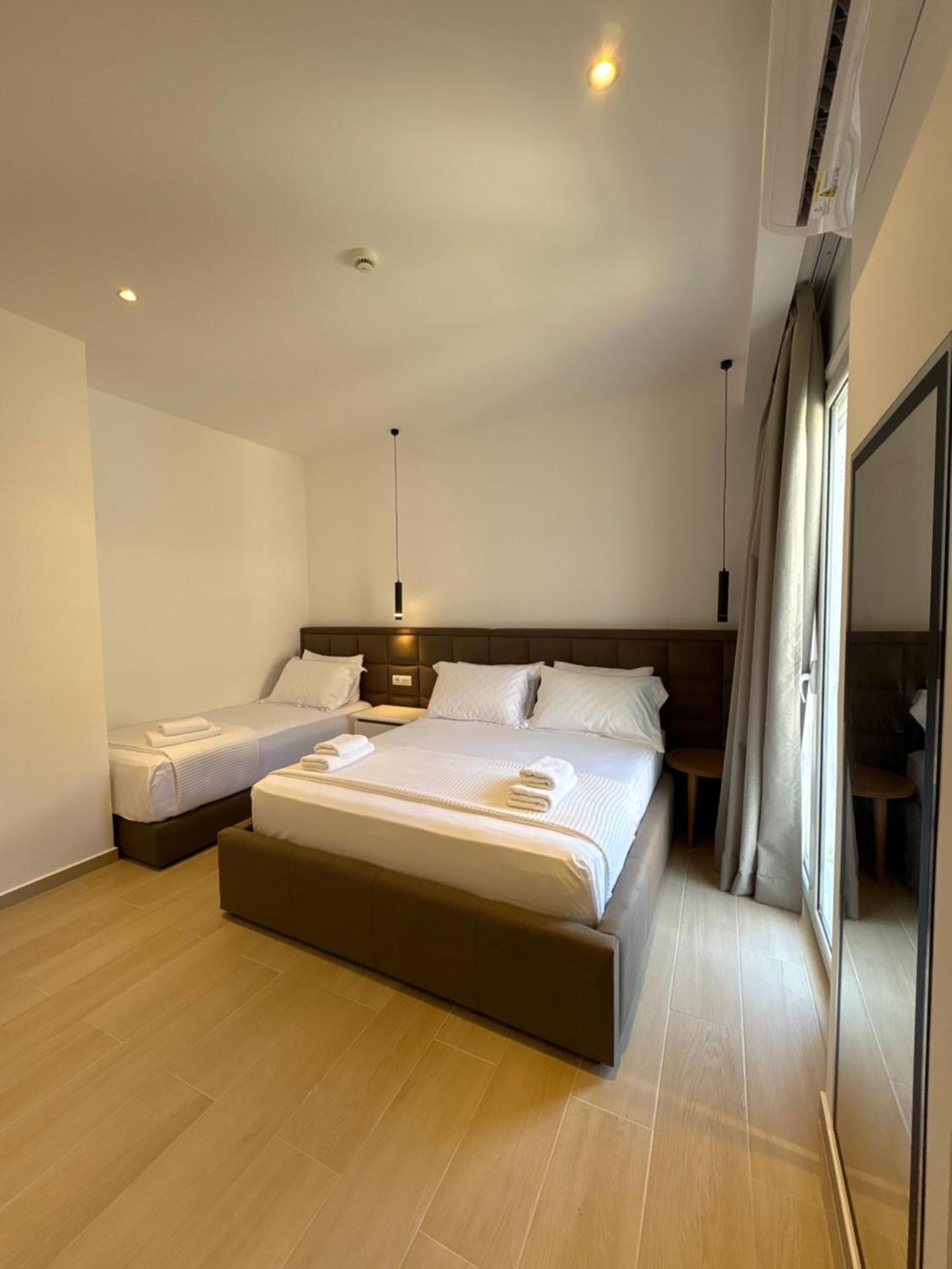 Xhonis Apartments Ksamil Eksteriør bilde
